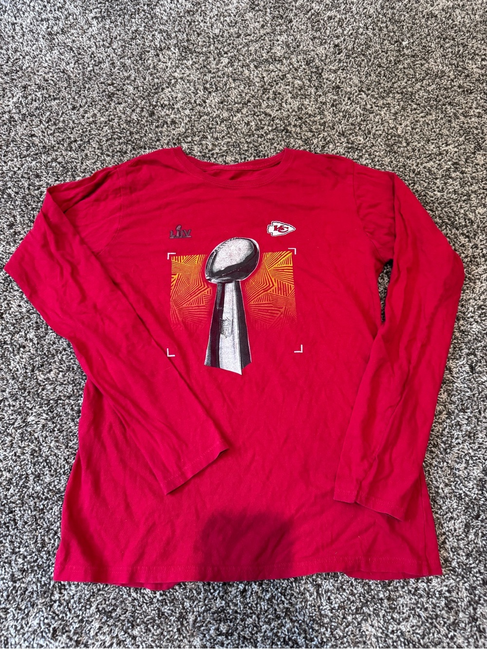 Fanatics Red Kansas City Chiefs Long Sleeve Super Bowl Trophy Tee. Women’s   L